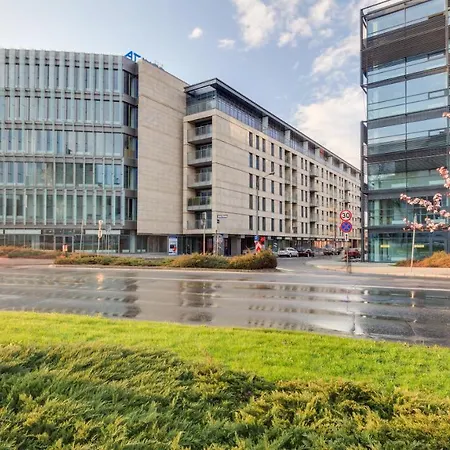 Apartment Homely Place Koziolki - Stary Rynek - Parking Posen