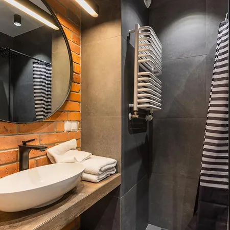 Apartment Homely Place Koziolki - Stary Rynek - Parking