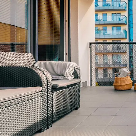 Maison 99 Apartman *