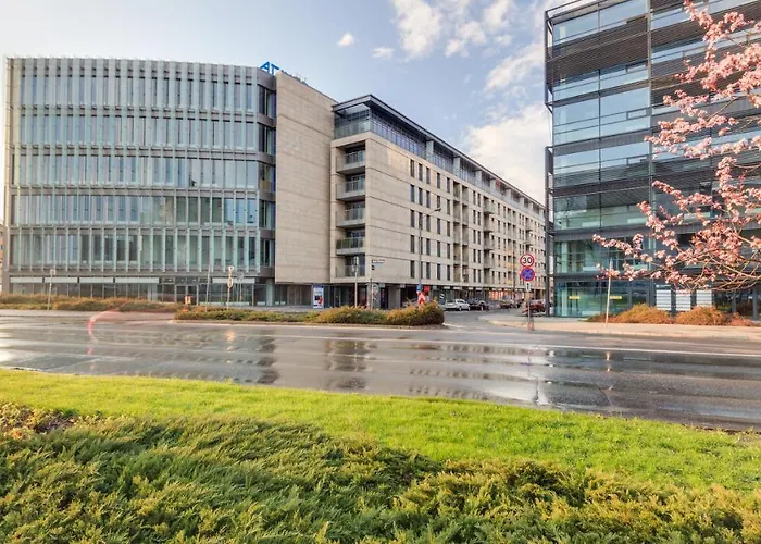 아파트 Homely Place Koziolki - Stary Rynek - Parking 포즈난