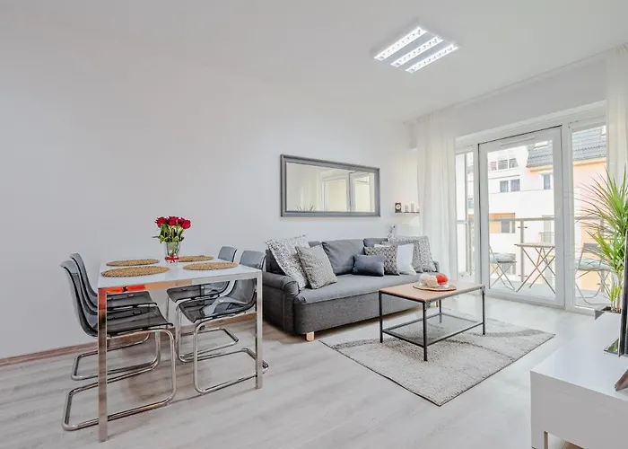 Homely Place Koziolki - Stary Rynek - Parking Apartamento *