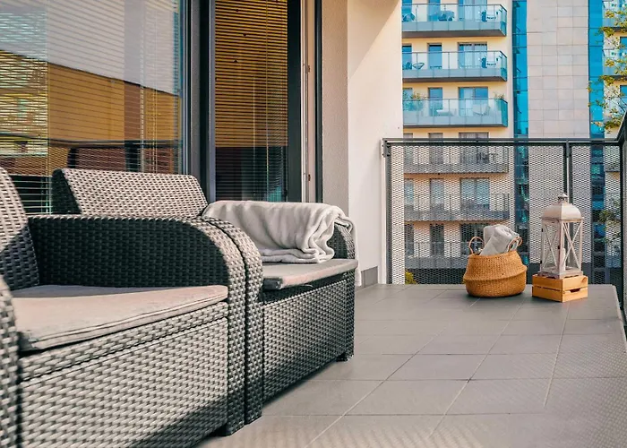 Homely Place Koziolki - Stary Rynek - Parking Apartment *